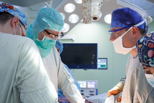 Онкологи института Герцена провели сложнейшую операцию по удалению огромной липосаркомы