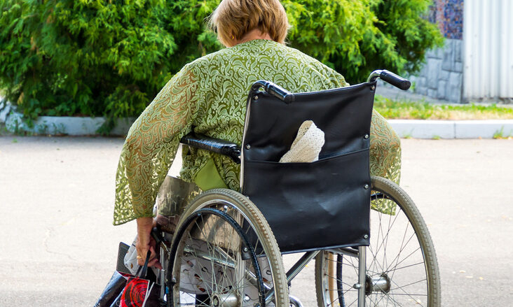 Кабмин утвердил план по развитию системы реабилитации людей с ограниченными возможностями