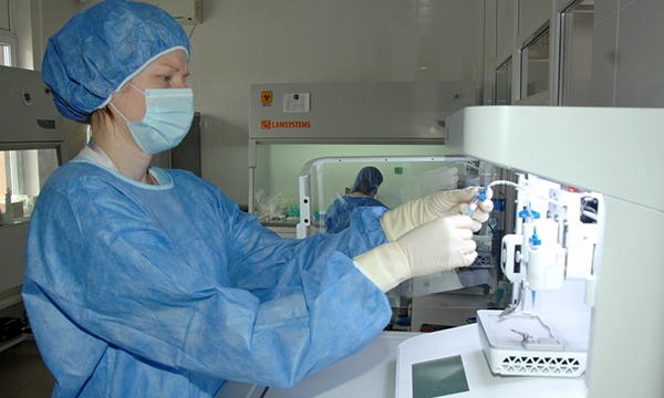 Ученые НМИЦ онкологии Минздрава России провели исследование по использованию биочернил для 3D-печати опухолевой модели